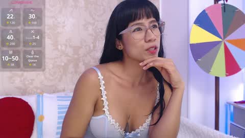 Ginebra online show from April 6, 8:10 pm