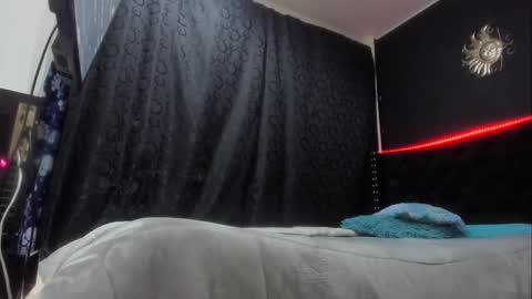 Miss online show from December 17, 7:04 pm