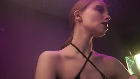        im expecting 350 thumbs up on my altar   online show from January 9, 10:03 pm