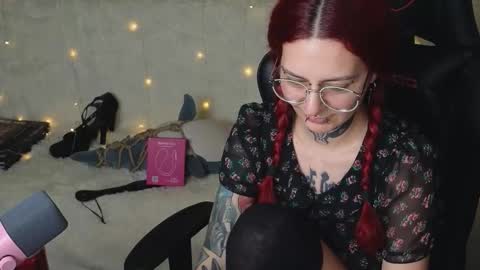 Ginger online show from October 10, 9:09 pm