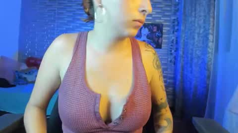 Ginger online show from May 23, 11:47 pm