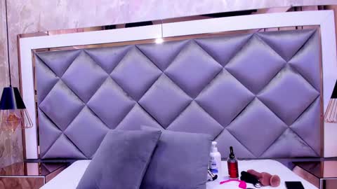 giorgia online show from December 14, 3:06 am