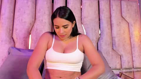 giorgia online show from January 13, 3:23 am