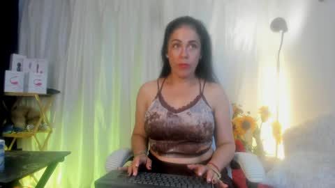 Girasol Walton online show from April 29, 10:40 am