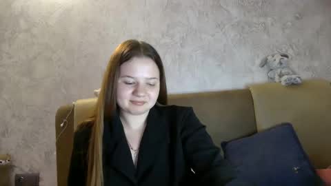 girl_cute07 online show from May 9, 10:56 pm