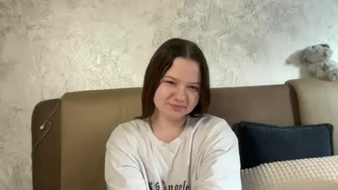 girl_cute07 online show from May 21, 4:16 pm