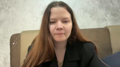 girl_cute07 online show from May 22, 7:01 pm