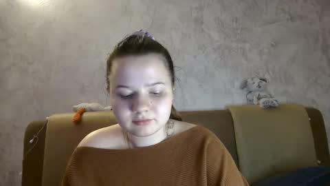 girl_cute07 online show from May 7, 10:13 pm
