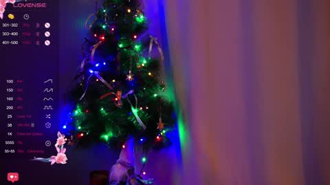 Snapshot of girl_peach_ chatting on December 30, 5:13 pm Kate online show from December 30, 5:13 pm