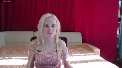 Katia online show from May 7, 2:43 pm