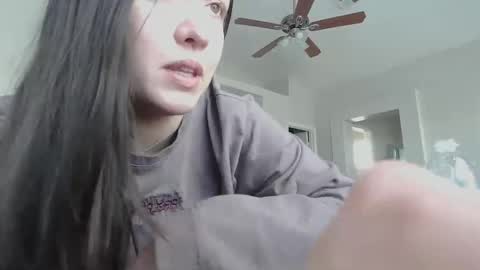 Snapshot of girlnextdoor702 chatting on January 19, 6:53 pm Jasmine online show from January 19, 6:53 pm