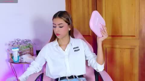 giselleclair online show from February 20, 3:38 am