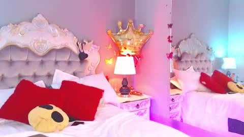 GiselleNoah online show from January 12, 2:19 pm