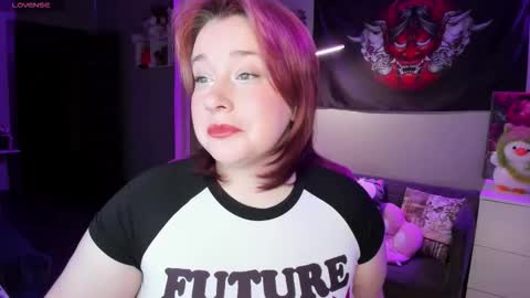 AlexaMillis online show from October 18, 9:16 pm