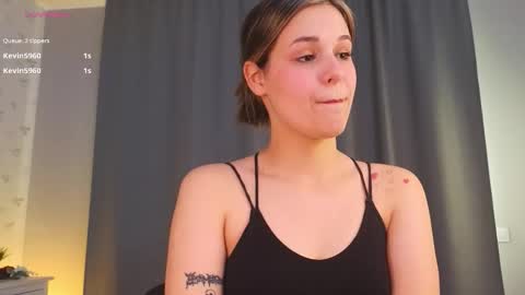 Michelle online show from October 13, 4:04 am