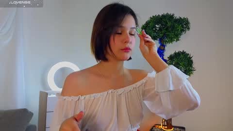 Michelle online show from February 5, 3:02 am