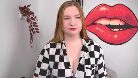 Nikki online show from April 3, 2:15 pm