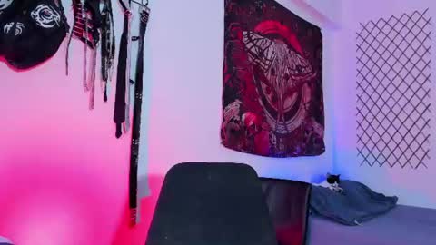NYX online show from July 14, 9:52 pm