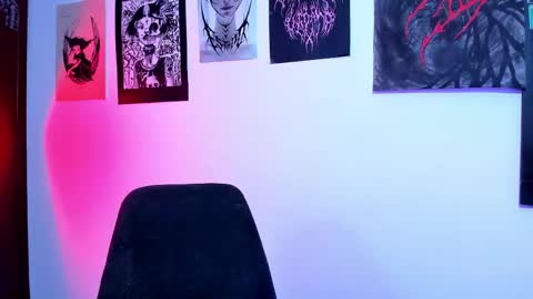 NYX online show from May 11, 7:22 pm
