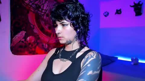 NYX online show from May 7, 11:19 pm