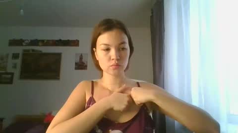 glitter_doll online show from January 7, 9:29 am