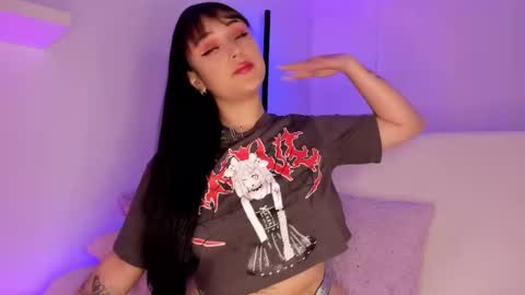 Mimi online show from December 10, 4:17 pm