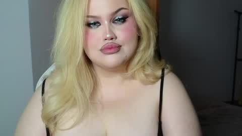 gloria_thomas online show from May 25, 6:29 pm
