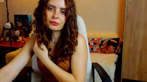 Gloria Wood online show from October 18, 10:11 pm