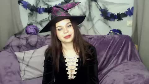 gloriyadre online show from October 31, 2:54 pm