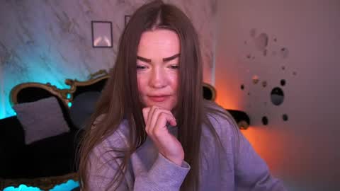 glow_kitten online show from April 6, 1:01 pm