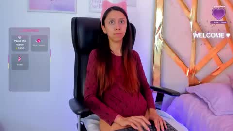 Snapshot of goddess__lilith_ chatting on October 25, 3:58 am Lilith online show from October 25, 3:58 am