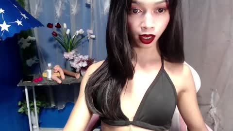 Snapshot of goddess_ayah chatting on October 25, 5:31 pm Ayah online show from October 25, 5:31 pm