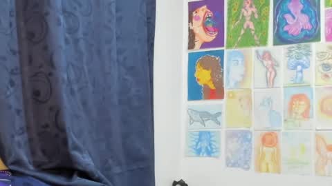 Snapshot of goddess_vee_ chatting on February 17, 1:58 am vee online show from February 17, 1:58 am
