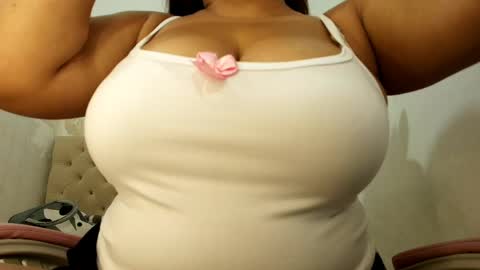 CHANELL online show from April 24, 1:41 am