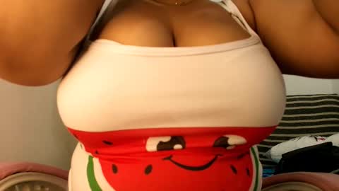 CHANELL online show from March 3, 1:33 am