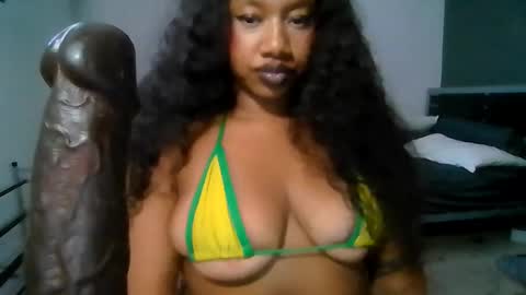 Goddess Daisy Sky online show from May 4, 3:32 am