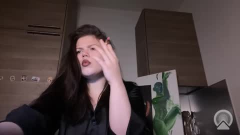 Snapshot of goddessdarina chatting on September 22, 1:20 pm goddessdarina online show from September 22, 1:20 pm