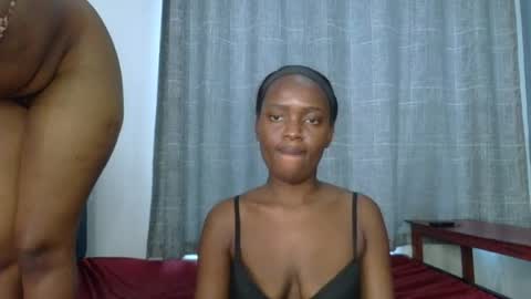 godess_lunah online show from June 29, 10:15 am