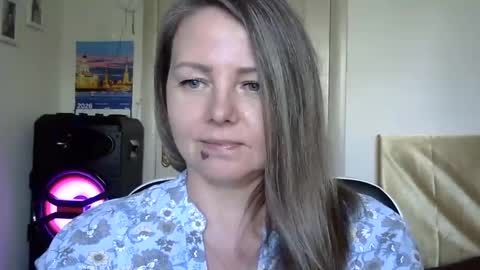 gold_585 online show from June 5, 6:50 am