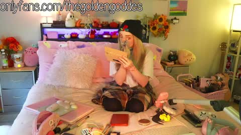 Sammy online show from October 3, 5:07 pm