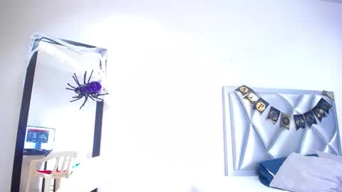 goldenn_ass1 online show from October 24, 4:08 am