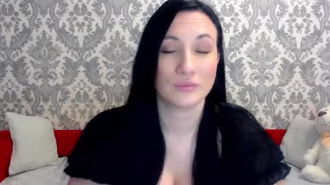 Snapshot of goldmoonn chatting on February 2, 12:13 pm goldmoonn online show from February 2, 12:13 pm