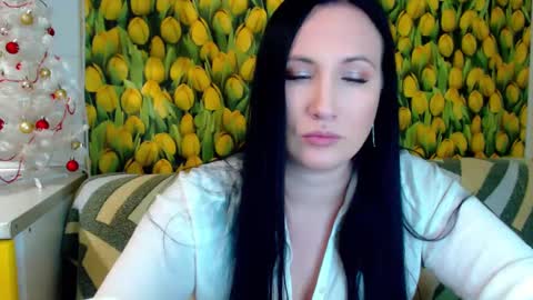 Snapshot of goldmoonn chatting on January 10, 6:49 pm goldmoonn online show from January 10, 6:49 pm