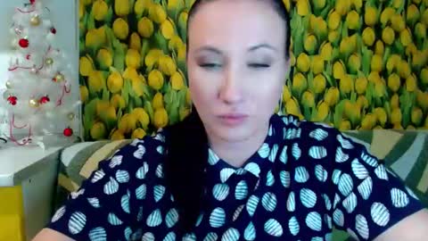 Snapshot of goldmoonn chatting on January 11, 7:05 pm goldmoonn online show from January 11, 7:05 pm