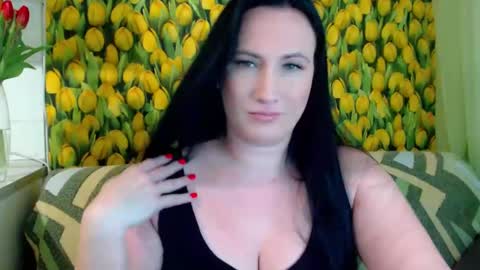 Snapshot of goldmoonn chatting on March 8, 1:34 pm goldmoonn online show from March 8, 1:34 pm