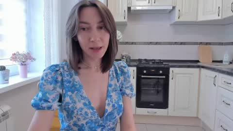 Good GlamorGirl online show from May 18, 4:07 am