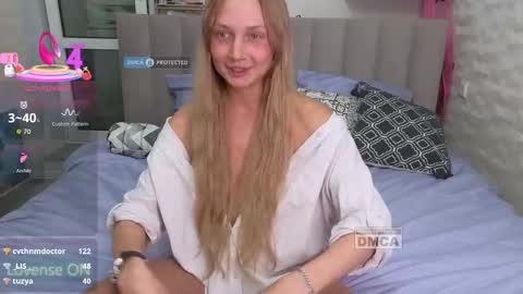 Snapshot of goodgirl0024 chatting on October 10, 8:58 pm goodgirl0024 online show from October 10, 8:58 pm