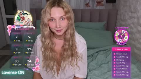 Snapshot of goodgirl0024 chatting on January 13, 8:37 pm goodgirl0024 online show from January 13, 8:37 pm