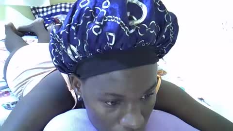 gorgeous_maya1 online show from May 3, 7:34 am