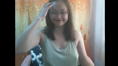 gorgeousmama online show from September 20, 5:28 am